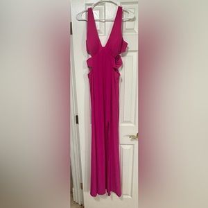Beautiful Never Worn Womens Gown. Item is NWOT. Rare item and limited time offer